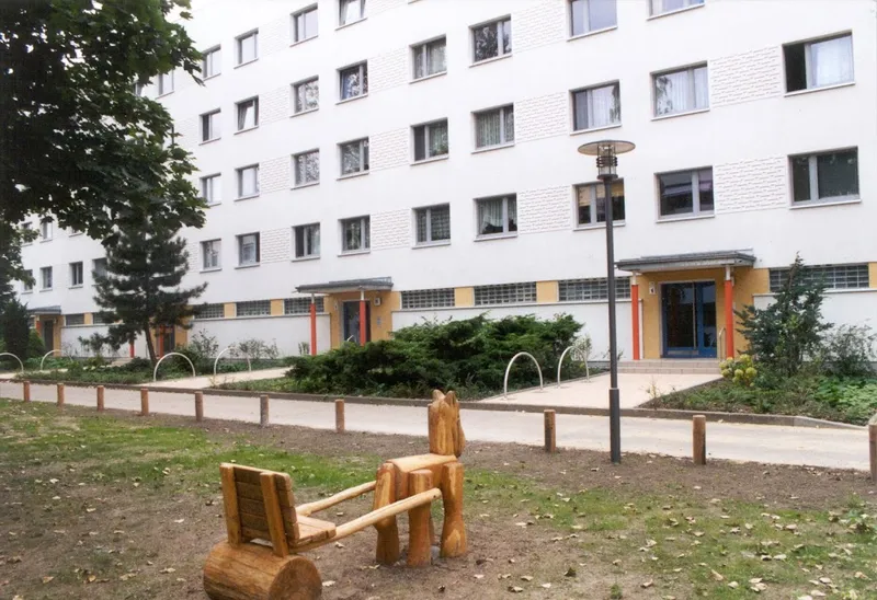 Zusammenziehen geplant und nur noch kein geeignetes Plätzchen gefunden? Nachmieter gesucht ! — photo 1